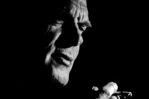 東京で人間関係の悩みを解決する占い師への相談方法は？